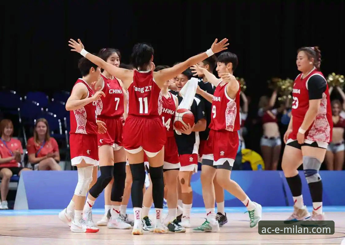 中国女篮战术调整与关键球员表现深度解析：一场胜利背后的实战逻辑